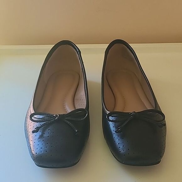 Nordstrom Ashton Perforated Leather Ballet Flat Square Toe With Bow Size 8 - Picture 3 of 14